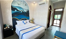 DELUXE POOL VIEW (DOUBLE)